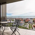 Joivy Uptown Flats With Balcony, Good Connection To Milan Centre