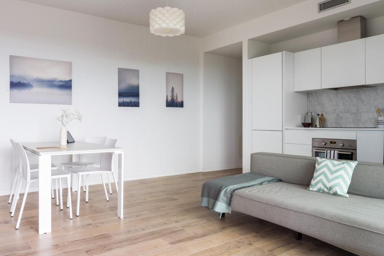 Appartamento Joivy Uptown Flats With Balcony, Good Connection To Centre Milano